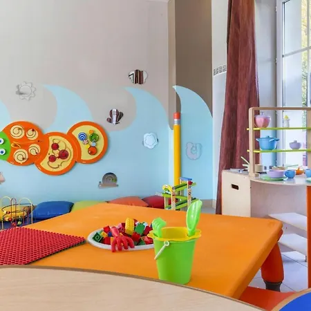 Holiday In Le Green Beach, Port-en-besssin-huppain Hébergement de vacances *
