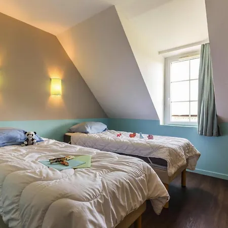 Holiday In Le Green Beach, Port-en-besssin-huppain * Port-en-Bessin-Huppain